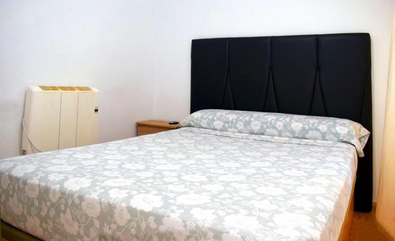 Apartamentos Atlas Terrassa II Exterior foto